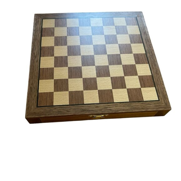 Travel Magnetic Chess Board 10" Game Wooden NWOT Strategy Classic Thinking skill - Picture 2 of 10